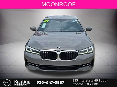 Used 2021 BMW 530i xDrive w/ Premium Package AWD/4WD image 5