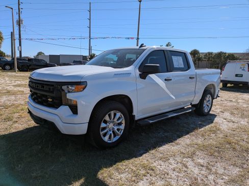 Used 2022 Chevrolet Silverado 1500 Custom RWD image 8