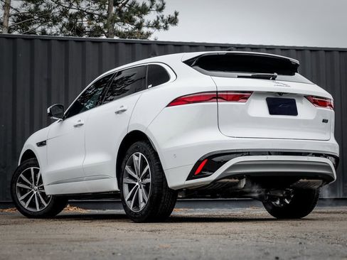 New 2026 Jaguar F-PACE R-Dynamic S image 2