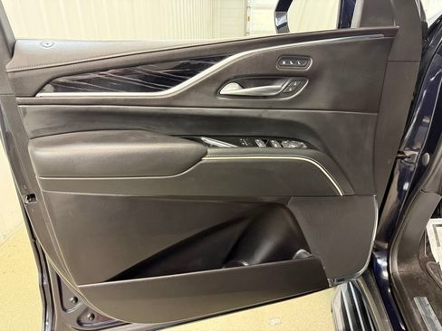 Used 2023 Cadillac Escalade Sport AWD/4WD image 21