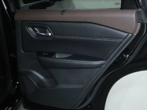 Certified 2023 Nissan Rogue SV w/ SV Premium B Package AWD/4WD image 34