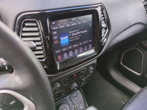 Used 2019 Jeep Compass Limited AWD/4WD image 27