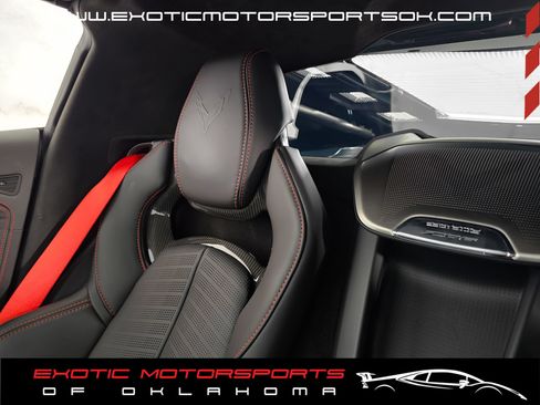 Used 2024 Chevrolet Corvette Z06 RWD image 34