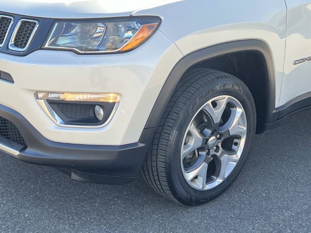 Used 2019 Jeep Compass Limited AWD/4WD image 7