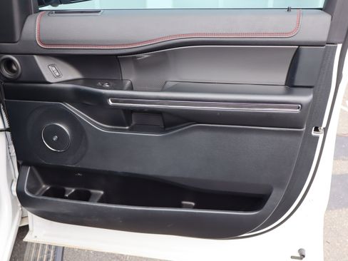 Used 2021 Ford Expedition Max Limited image 41