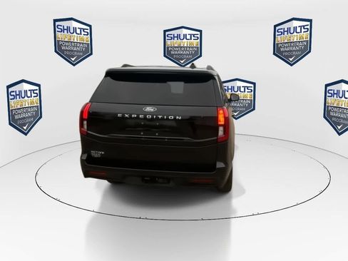 Used 2025 Ford Expedition Active image 8