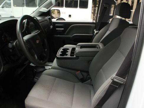 Used 2017 Chevrolet Silverado 1500 W/T AWD/4WD image 13
