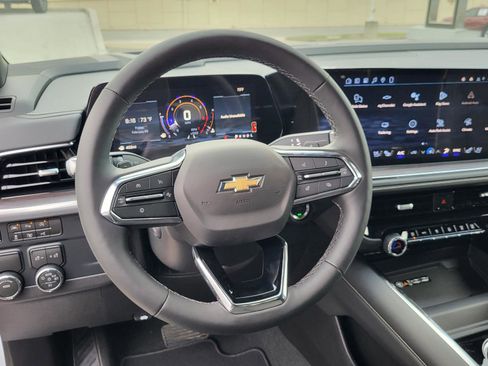 New 2026 Chevrolet Suburban Premier image 16