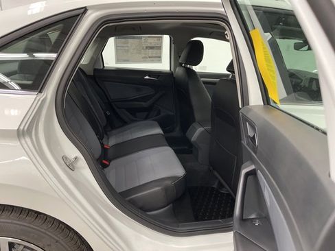 New 2026 Volkswagen Jetta SE image 10