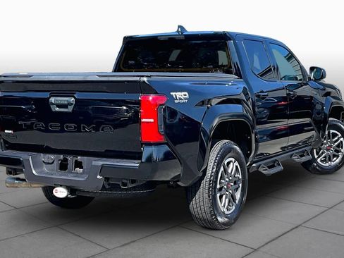 Certified 2025 Toyota Tacoma TRD Sport AWD/4WD image 13