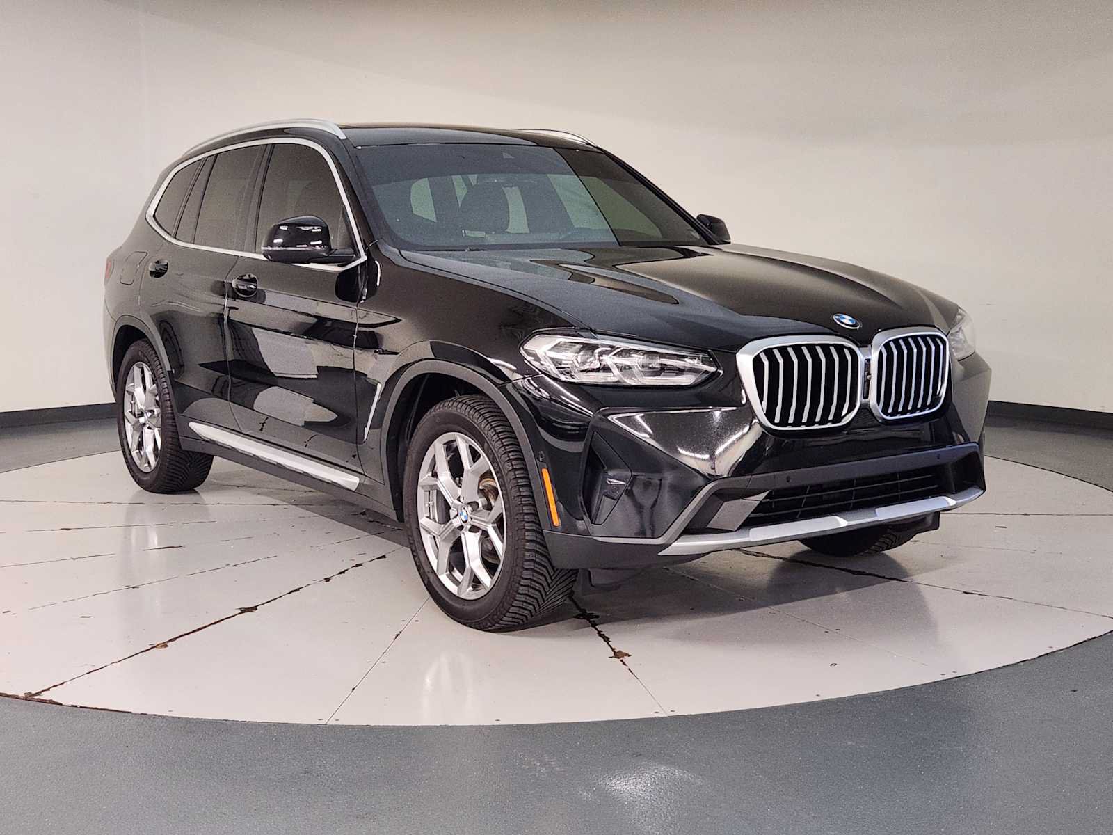 Used 2023 BMW X3 xDrive30i w/ Premium Package AWD/4WD image 7