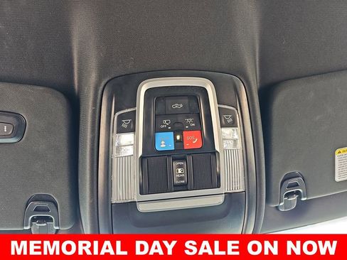 Used 2025 RAM 1500 Laramie AWD/4WD image 34