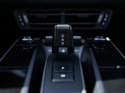 Used 2024 Porsche 911 Carrera S w/ Sport Package image 58