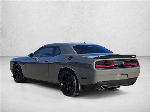 Used 2017 Dodge Challenger R/T Scat Pack image 8