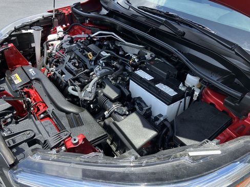 Used 2023 Toyota Corolla Cross XLE image 34