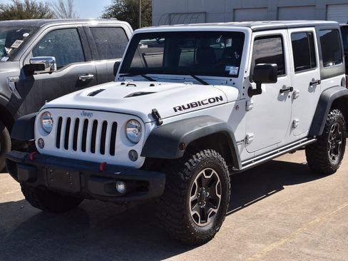 Used 2015 Jeep Wrangler Unlimited Rubicon image 1