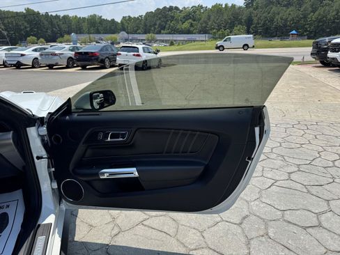 Used 2015 Ford Mustang GT Premium w/ Equipment Group 401A RWD image 16