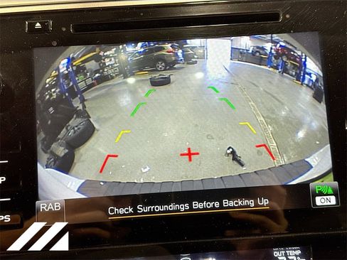 Used 2019 Subaru Outback 2.5i Limited w/ Popular Package #2 image 16