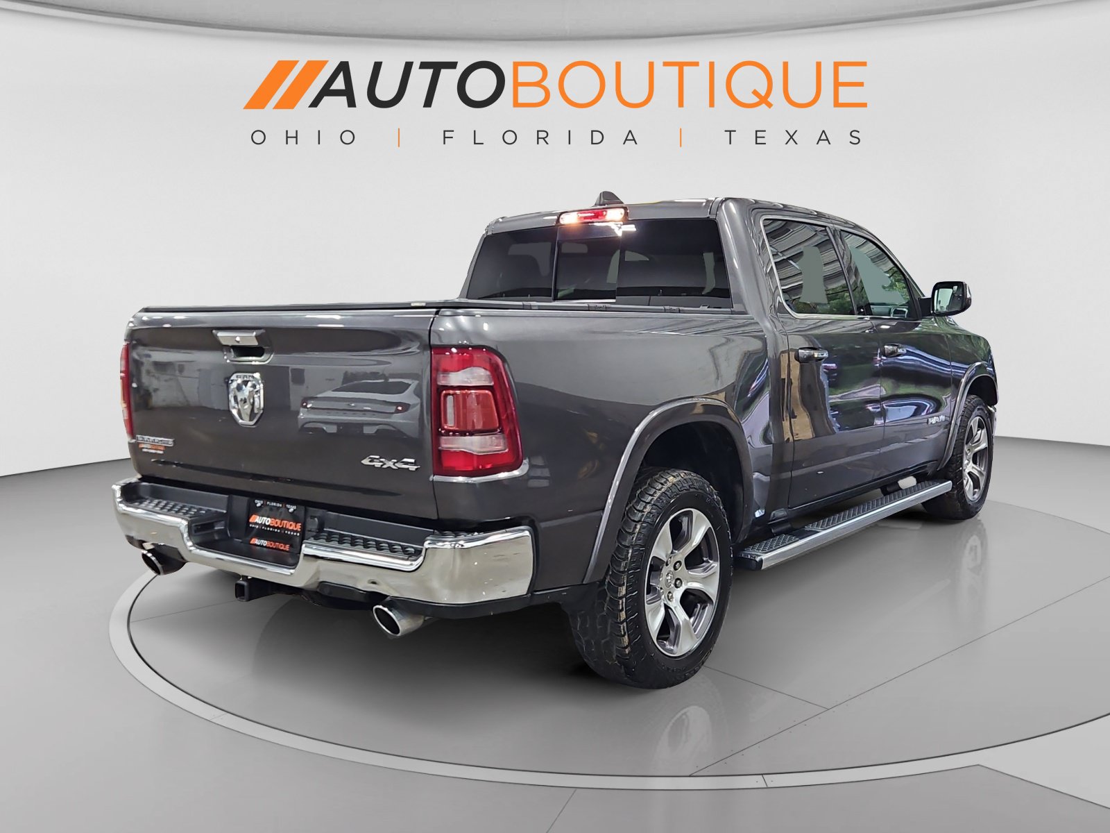 Used 2022 RAM 1500 Laramie AWD/4WD image 5
