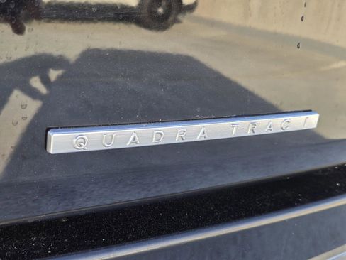 Certified 2023 Jeep Wagoneer L Series II AWD/4WD image 31