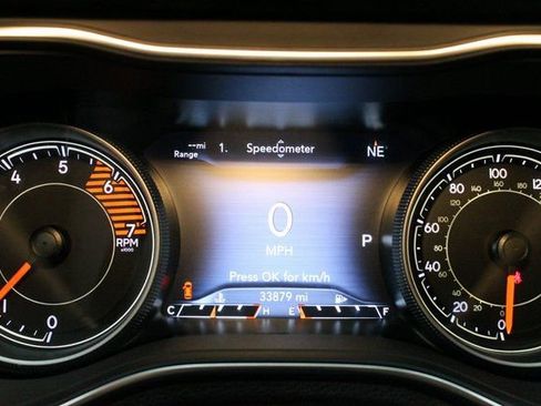 Used 2020 Jeep Cherokee High Altitude image 24