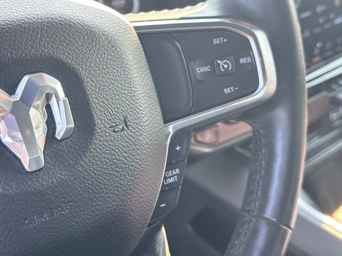 Used 2023 RAM 1500 Laramie AWD/4WD image 33