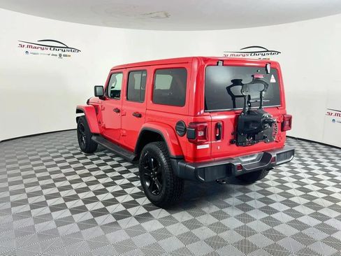 Used 2020 Jeep Wrangler Unlimited Sahara AWD/4WD image 6