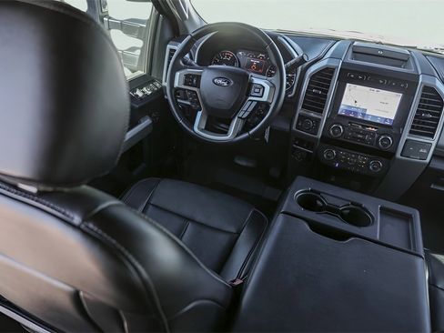 Used 2021 Ford F250 Lariat w/ Lariat Value Package AWD/4WD image 32