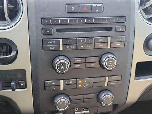 Used 2010 Ford F150 XLT image 27