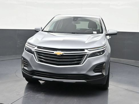 Used 2023 Chevrolet Equinox LT FWD image 9