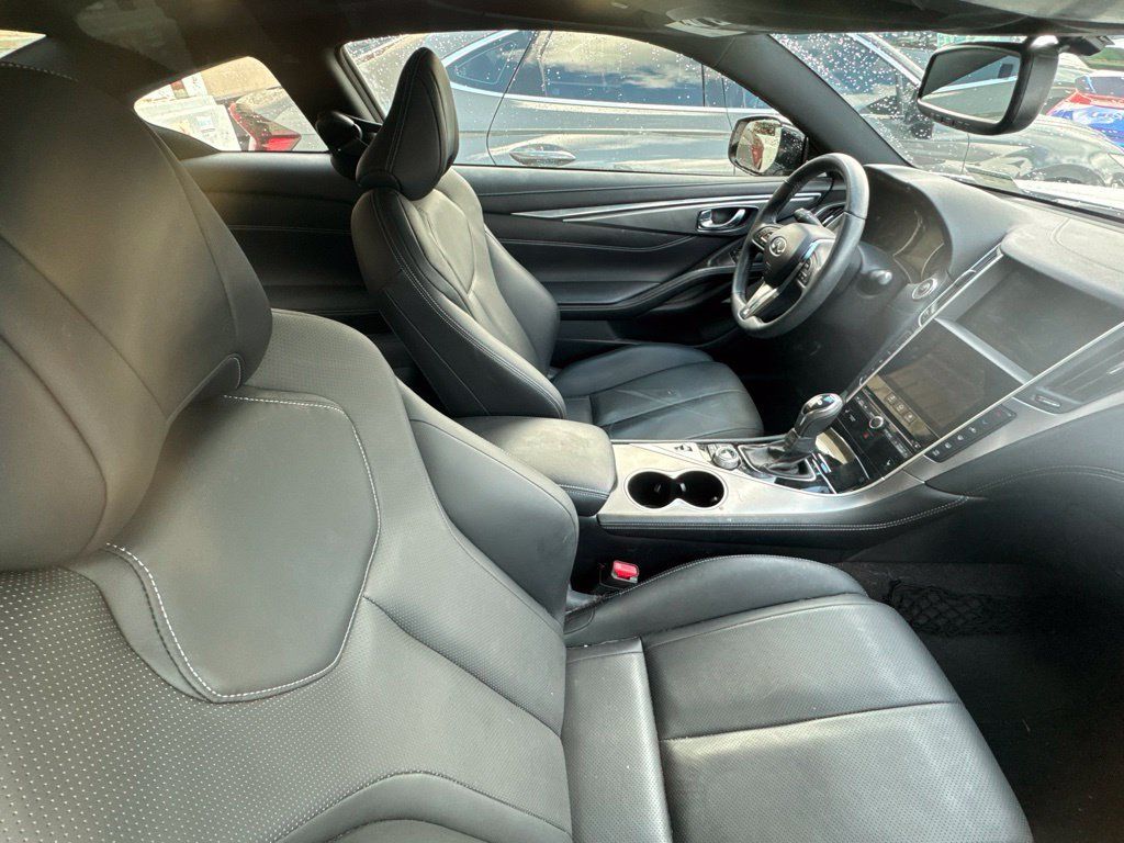 Used 2022 INFINITI Q60 3.0t Luxe w/ Cargo Package RWD image 19