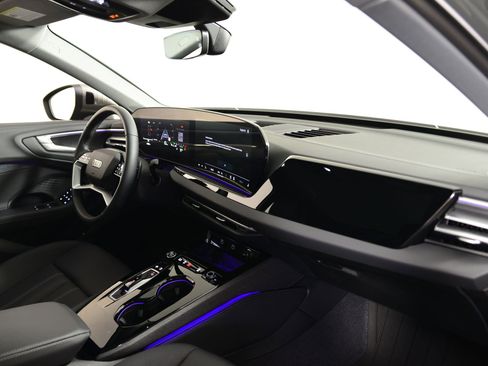 Certified 2025 Audi A5 2.0T Premium w/ Convenience Package image 19