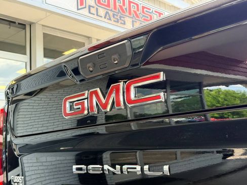 Used 2025 GMC Sierra 3500 Denali w/ Denali Reserve Package AWD/4WD image 9
