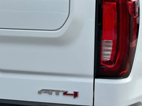 Certified 2025 GMC Sierra 1500 AT4 image 27