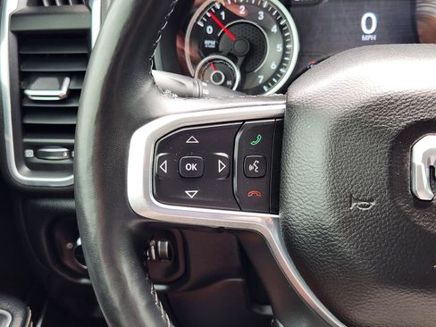 Used 2019 RAM 1500 Laramie RWD image 31