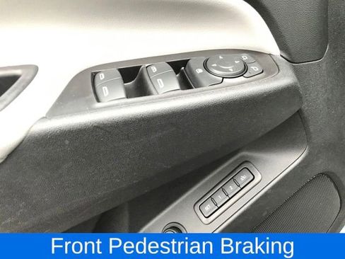Used 2019 Chevrolet Equinox Premier image 18