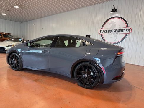 Used 2024 Toyota Prius Prime SE image 10