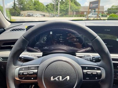 New 2025 Kia K5 EX image 11