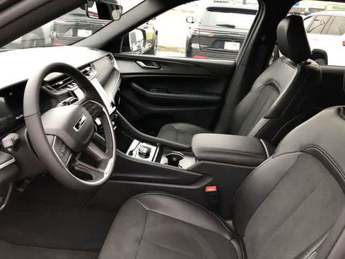 New 2025 Jeep Grand Cherokee 4WD image 12