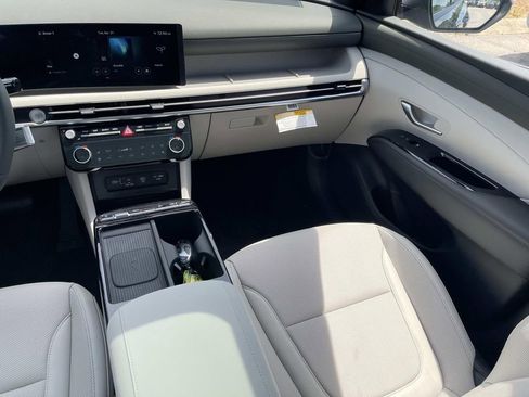 New 2026 Hyundai Tucson Limited AWD/4WD image 14
