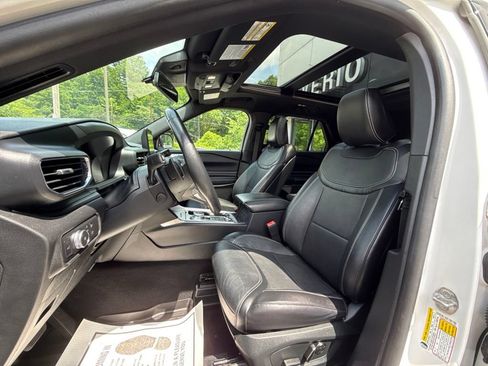 Used 2020 Ford Explorer ST w/ Premium Technology Package AWD/4WD image 18