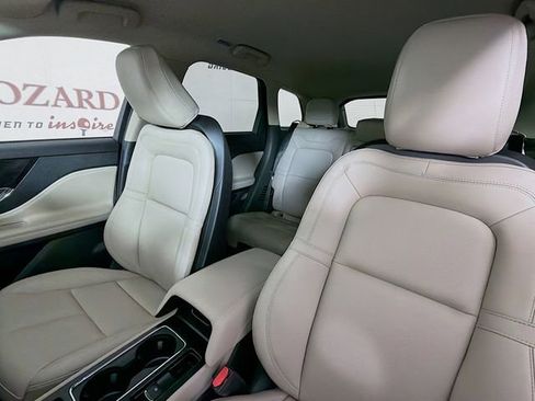 New 2026 Lincoln Corsair Premiere FWD image 24