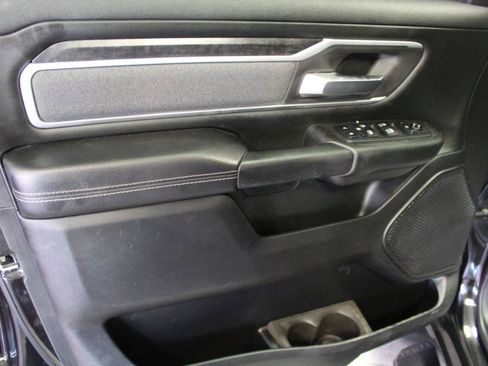 Used 2021 RAM 1500 Big Horn AWD/4WD image 17
