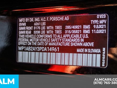 Used 2023 Porsche Cayenne S Platinum w/ Premium Package Plus image 41