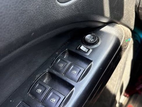 Used 2016 GMC Canyon SLT w/ Driver Alert Package AWD/4WD image 10