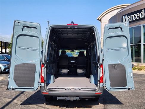 New 2025 Mercedes-Benz Sprinter 2500 image 12