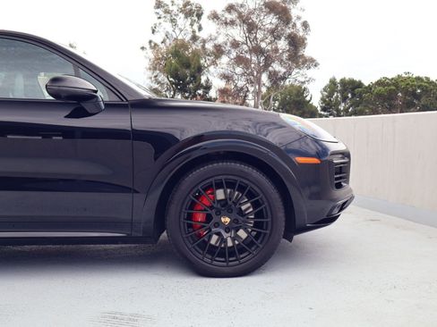 Certified 2023 Porsche Cayenne GTS w/ Premium Package Plus AWD/4WD image 11