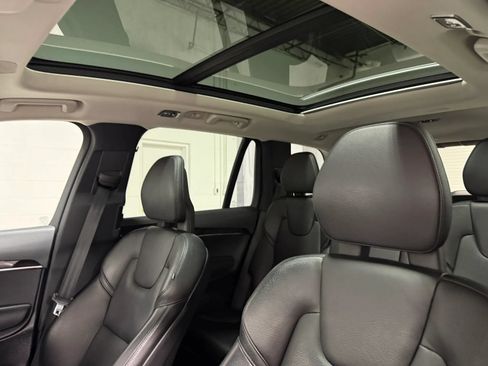 Used 2017 Volvo XC90 T6 Momentum AWD/4WD image 15