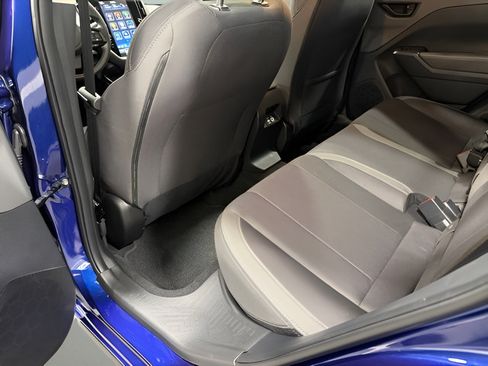 Certified 2025 Subaru Crosstrek 2.5i Premium AWD/4WD image 31