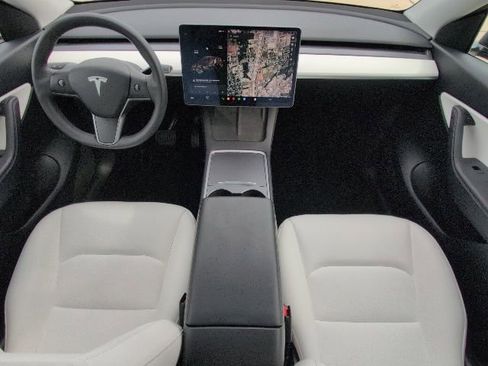 Used 2021 Tesla Model Y Long Range AWD/4WD image 5
